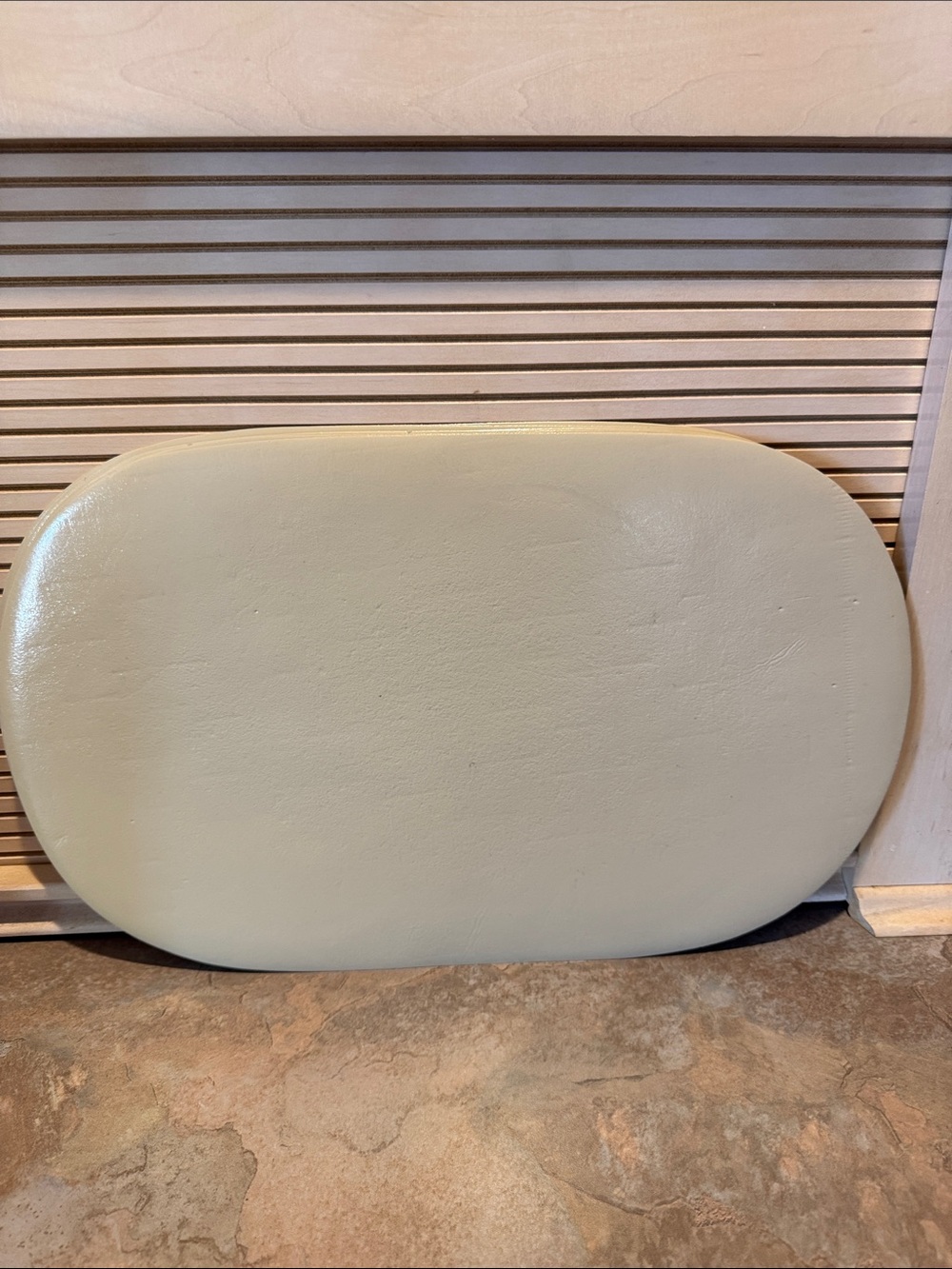 Neutral Cream Oval Vinyl Placemats set of 6